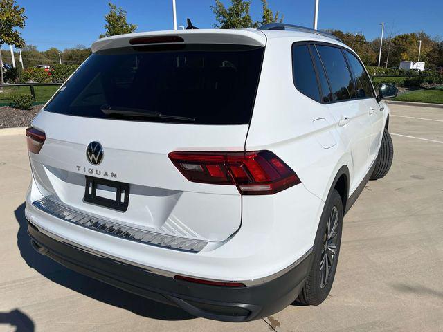 new 2024 Volkswagen Tiguan car, priced at $32,418