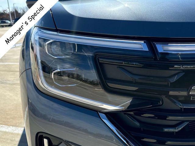 new 2025 Volkswagen Atlas Cross Sport car, priced at $52,147