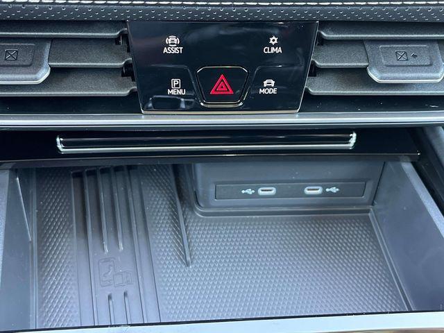 new 2025 Volkswagen Atlas car, priced at $47,303