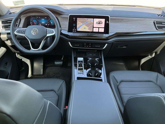new 2025 Volkswagen Atlas car, priced at $47,303