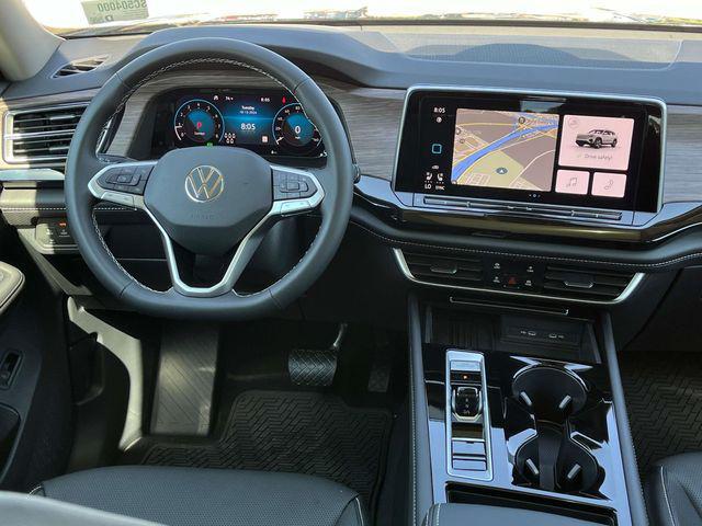 new 2025 Volkswagen Atlas car, priced at $47,303