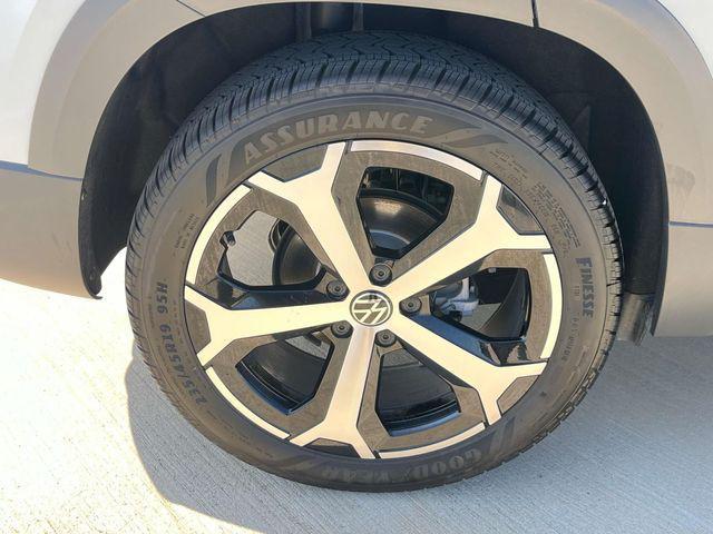 new 2025 Volkswagen Taos car, priced at $33,630