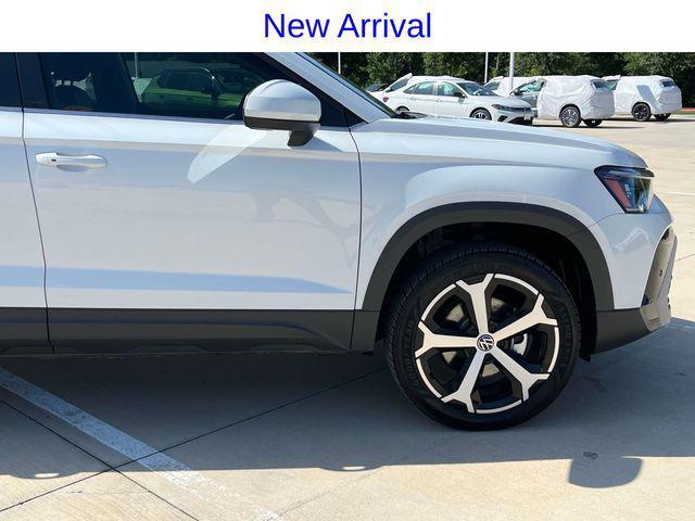 new 2025 Volkswagen Taos car, priced at $36,820