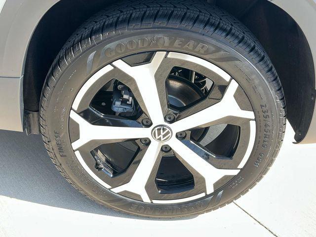 new 2025 Volkswagen Taos car, priced at $33,630