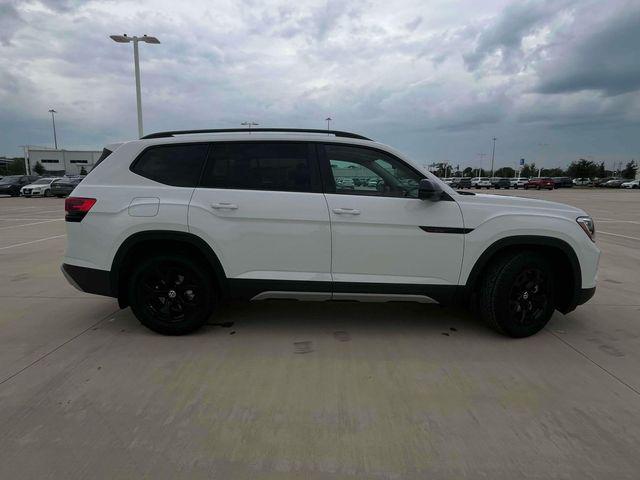 new 2024 Volkswagen Atlas car, priced at $40,988