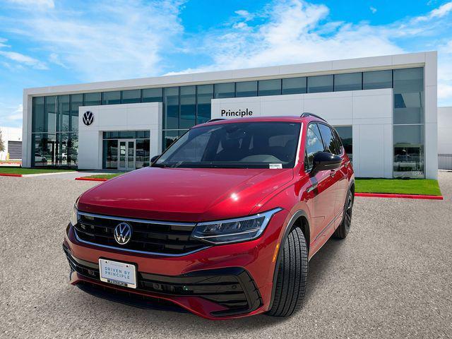 new 2024 Volkswagen Tiguan car, priced at $33,018