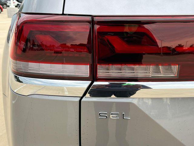 new 2025 Volkswagen Atlas car, priced at $51,911