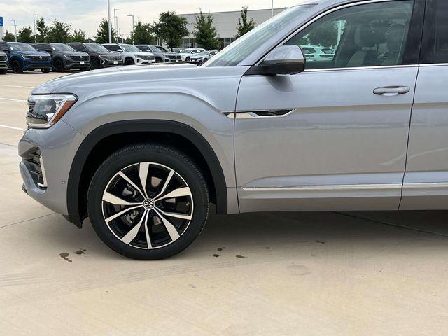 new 2025 Volkswagen Atlas car, priced at $51,911