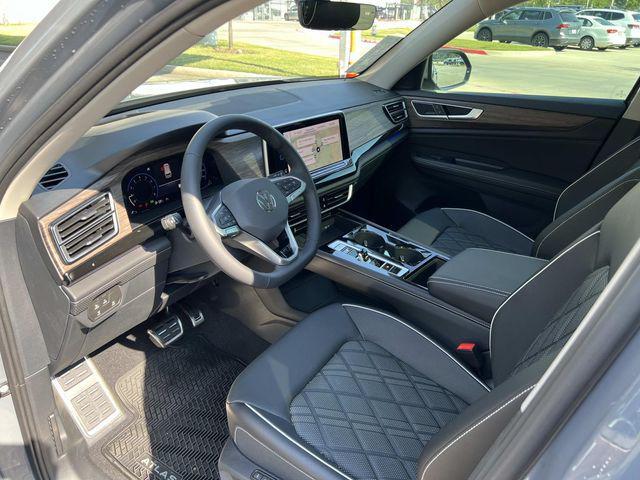 new 2025 Volkswagen Atlas car, priced at $48,506