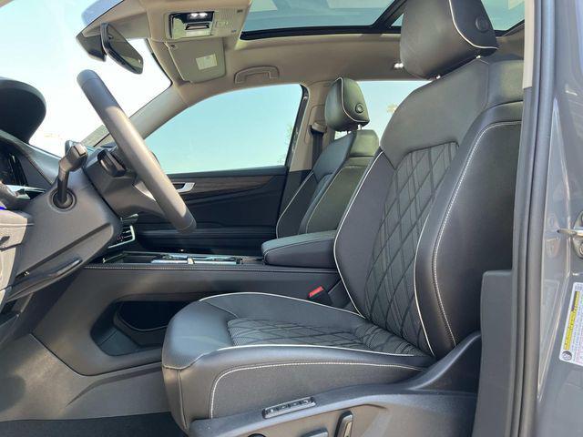 new 2025 Volkswagen Atlas car, priced at $48,506