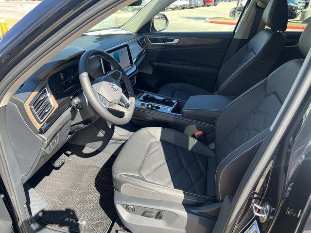 new 2026 Volkswagen Atlas car, priced at $45,123