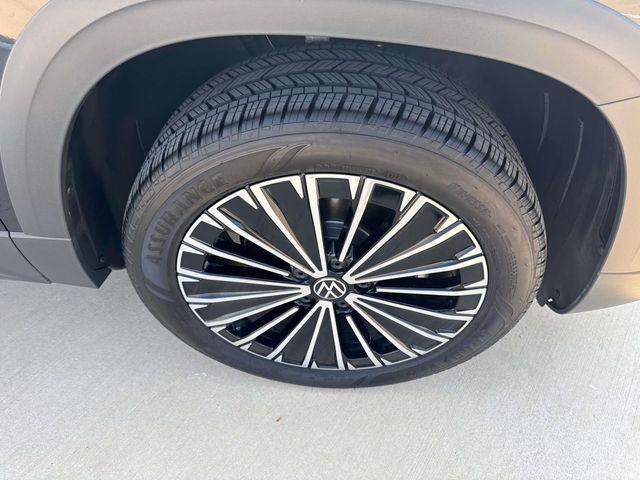 new 2025 Volkswagen Taos car, priced at $25,850