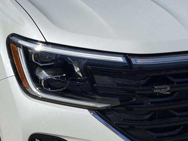 new 2026 Volkswagen Atlas car, priced at $54,268