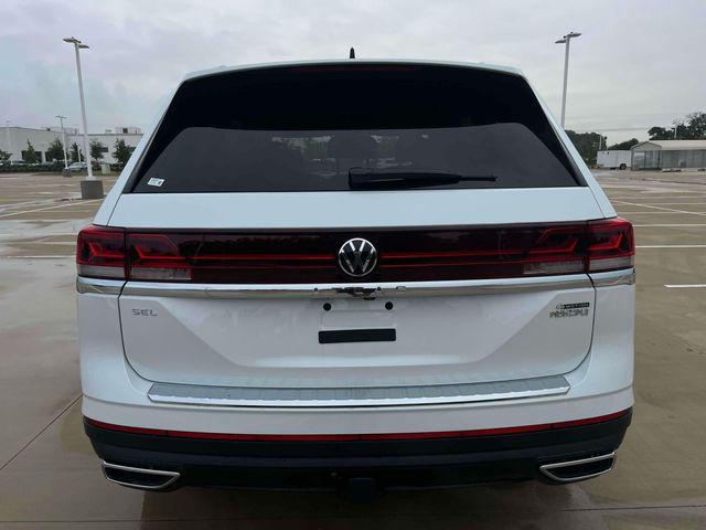 new 2024 Volkswagen Atlas car, priced at $43,388