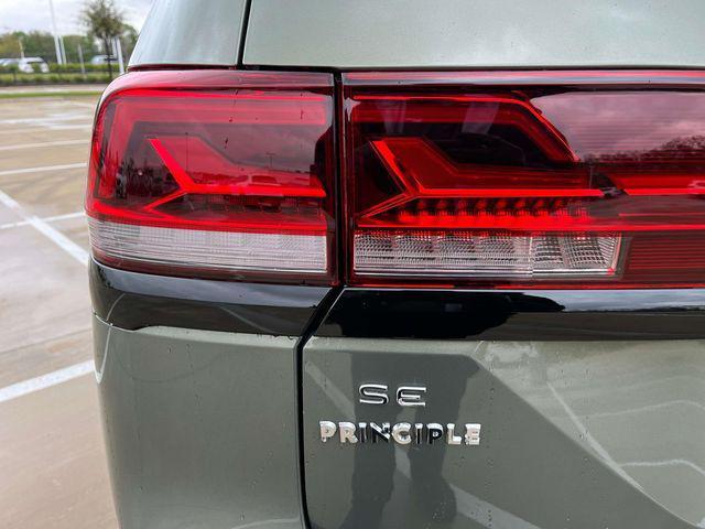 new 2025 Volkswagen Atlas car, priced at $46,225