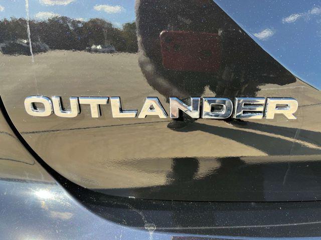 used 2024 Mitsubishi Outlander car, priced at $31,448