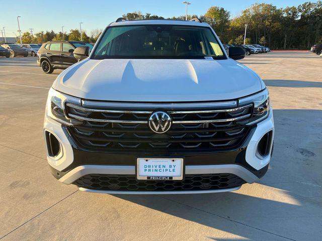 new 2025 Volkswagen Atlas car, priced at $47,076