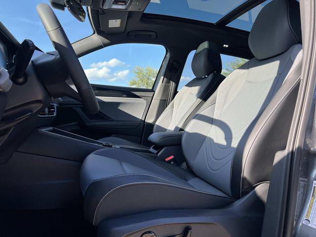 new 2025 Volkswagen Tiguan car, priced at $37,346