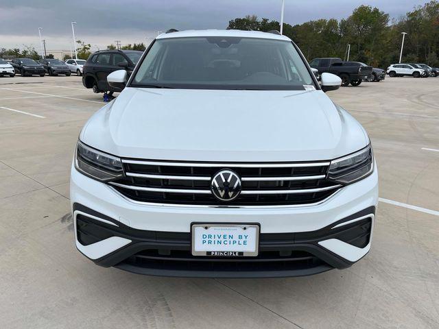 new 2024 Volkswagen Tiguan car, priced at $28,015