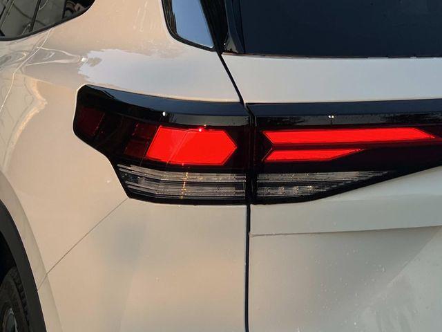 new 2025 Volkswagen Tiguan car, priced at $32,787