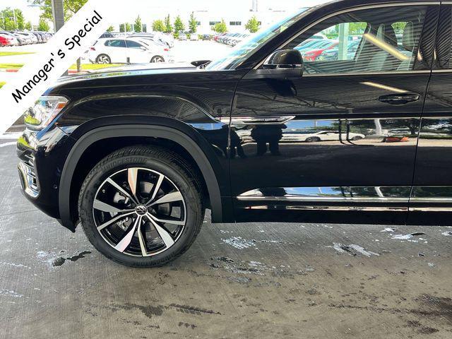 new 2025 Volkswagen Atlas Cross Sport car, priced at $52,186