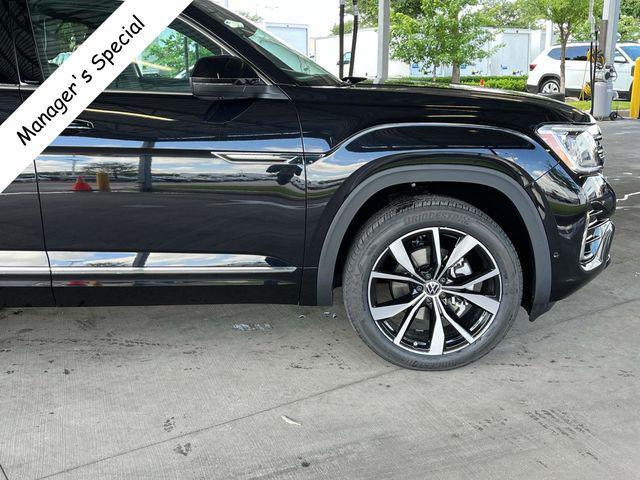 new 2025 Volkswagen Atlas Cross Sport car, priced at $52,186