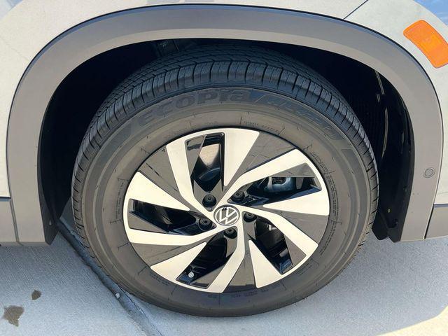 new 2025 Volkswagen Tiguan car, priced at $31,011