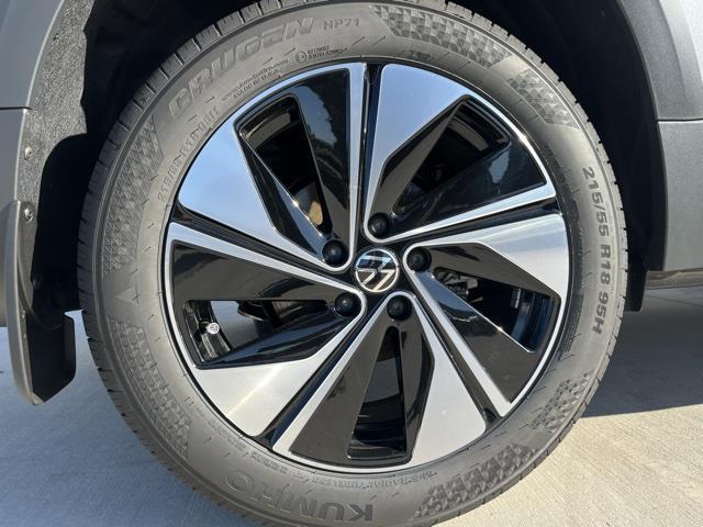 new 2024 Volkswagen Taos car, priced at $29,497