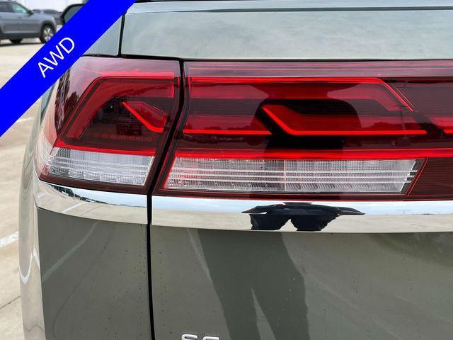 new 2025 Volkswagen Atlas Cross Sport car, priced at $39,076
