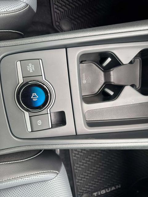 new 2025 Volkswagen Tiguan car, priced at $31,287