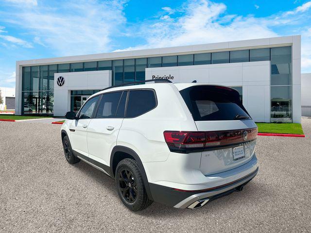 new 2025 Volkswagen Atlas car, priced at $45,404