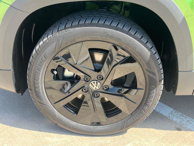 new 2025 Volkswagen Taos car, priced at $28,306