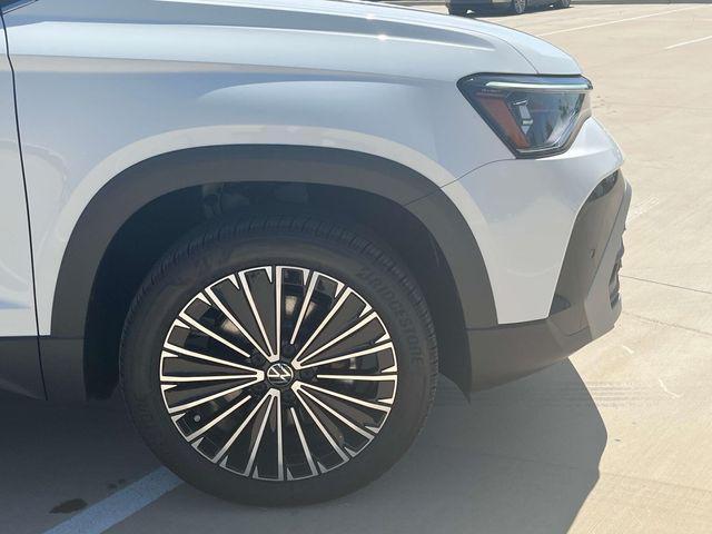new 2025 Volkswagen Taos car, priced at $27,703