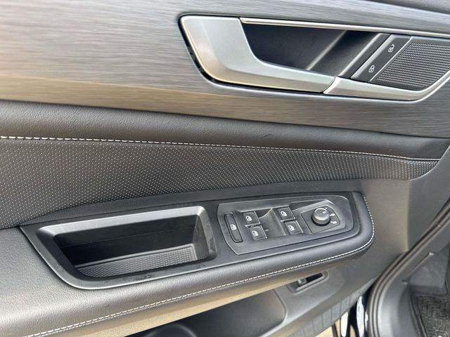 new 2026 Volkswagen Atlas Cross Sport car, priced at $44,280