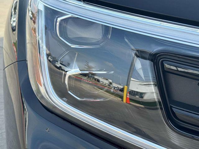 new 2026 Volkswagen Atlas Cross Sport car, priced at $44,280