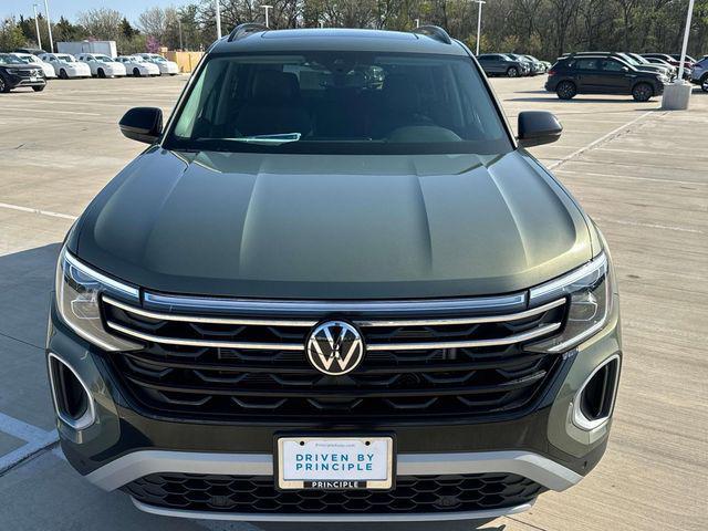 new 2025 Volkswagen Atlas car, priced at $46,225