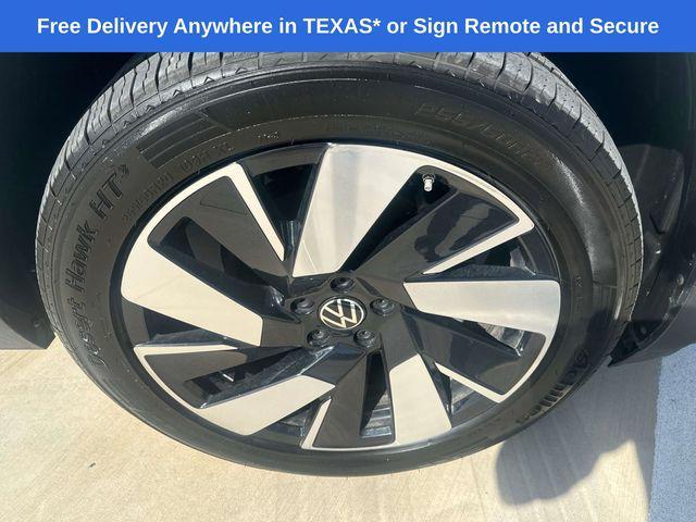 used 2024 Volkswagen Atlas Cross Sport car, priced at $32,398