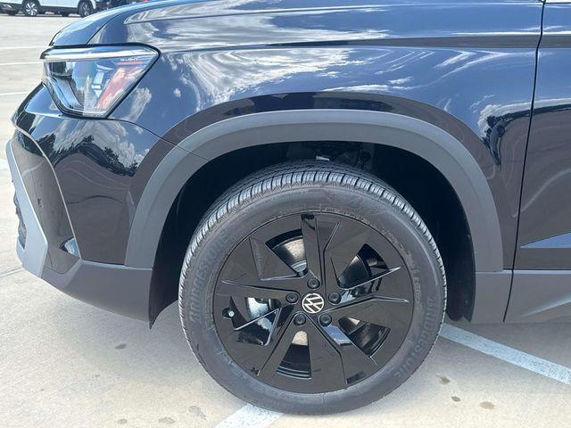 new 2025 Volkswagen Taos car, priced at $27,901