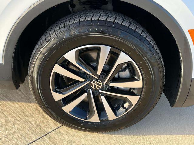 new 2024 Volkswagen Tiguan car, priced at $25,638
