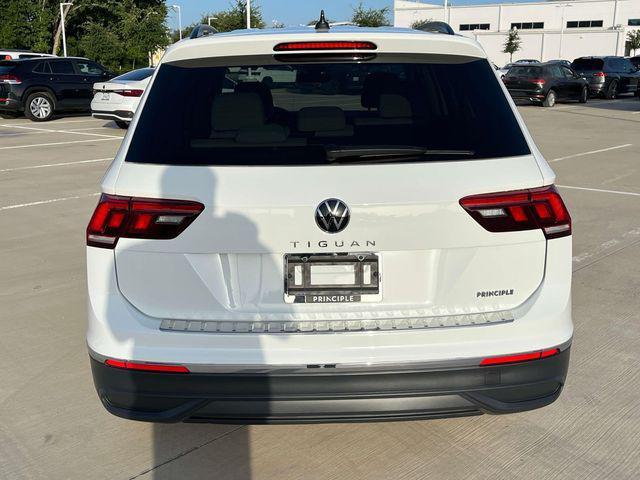 new 2024 Volkswagen Tiguan car, priced at $25,638