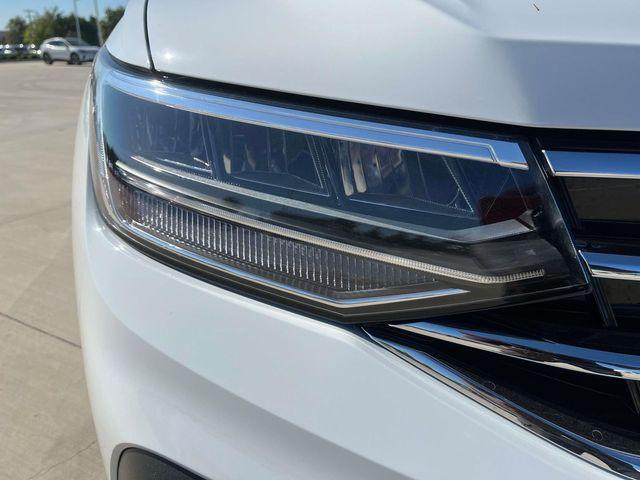 new 2024 Volkswagen Tiguan car, priced at $24,138