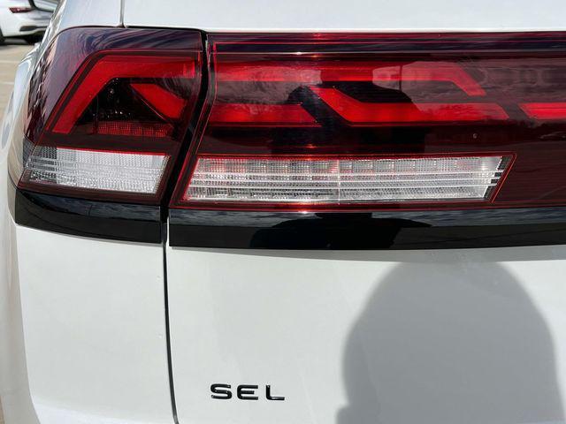 new 2025 Volkswagen Atlas Cross Sport car, priced at $49,668
