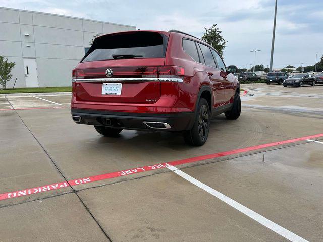 new 2024 Volkswagen Atlas car, priced at $38,593