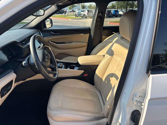 used 2023 Jeep Grand Cherokee L car, priced at $28,994