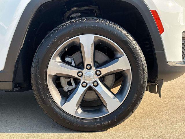 used 2023 Jeep Grand Cherokee L car, priced at $28,994