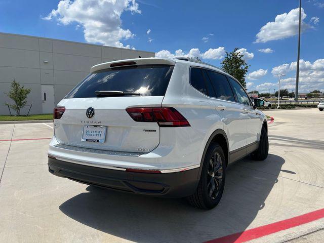 new 2024 Volkswagen Tiguan car, priced at $30,204