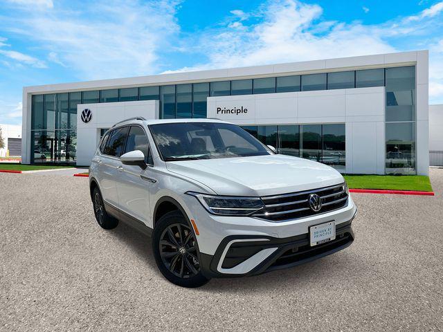 new 2024 Volkswagen Tiguan car, priced at $30,204