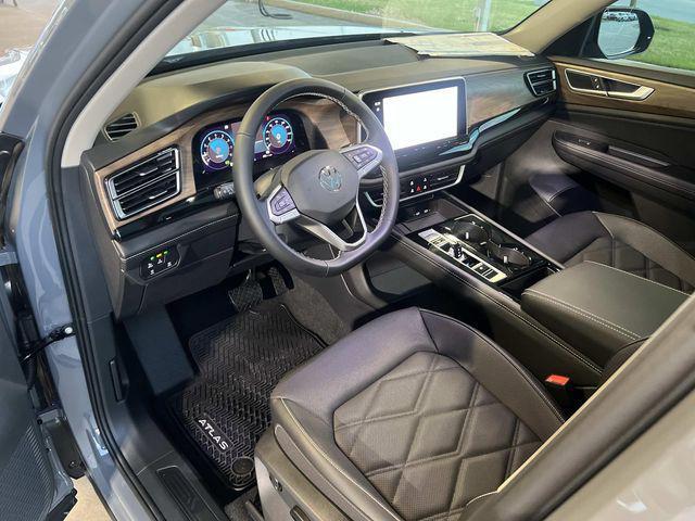 new 2026 Volkswagen Atlas car, priced at $45,260