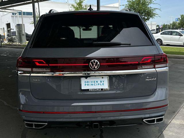 new 2025 Volkswagen Atlas car, priced at $52,529