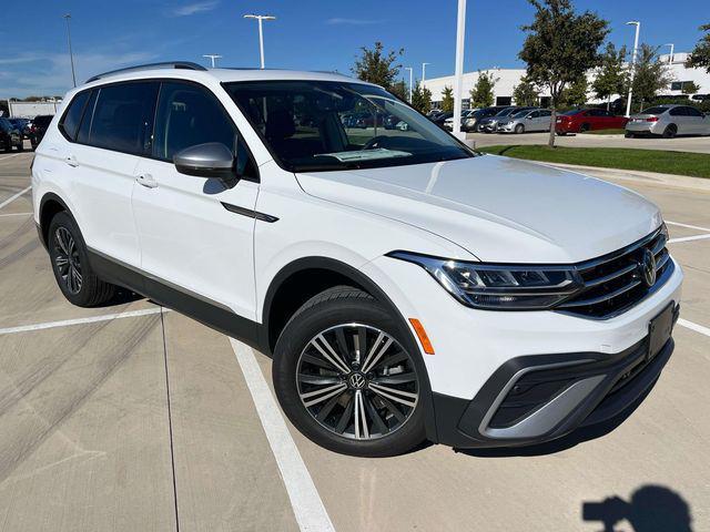 new 2024 Volkswagen Tiguan car, priced at $32,418